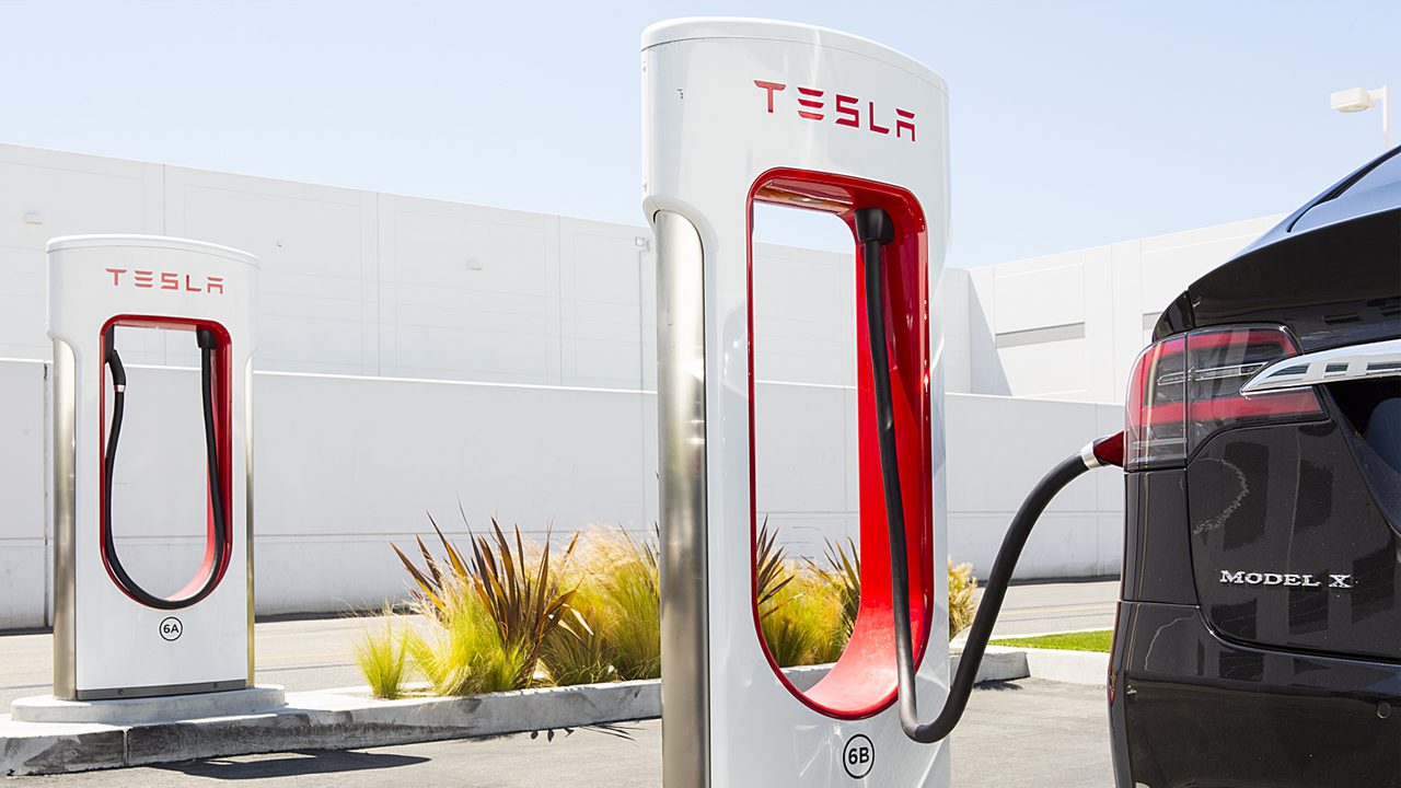 Tesla Türkiye’de Yeni Supercharger İstasyonu Açtı