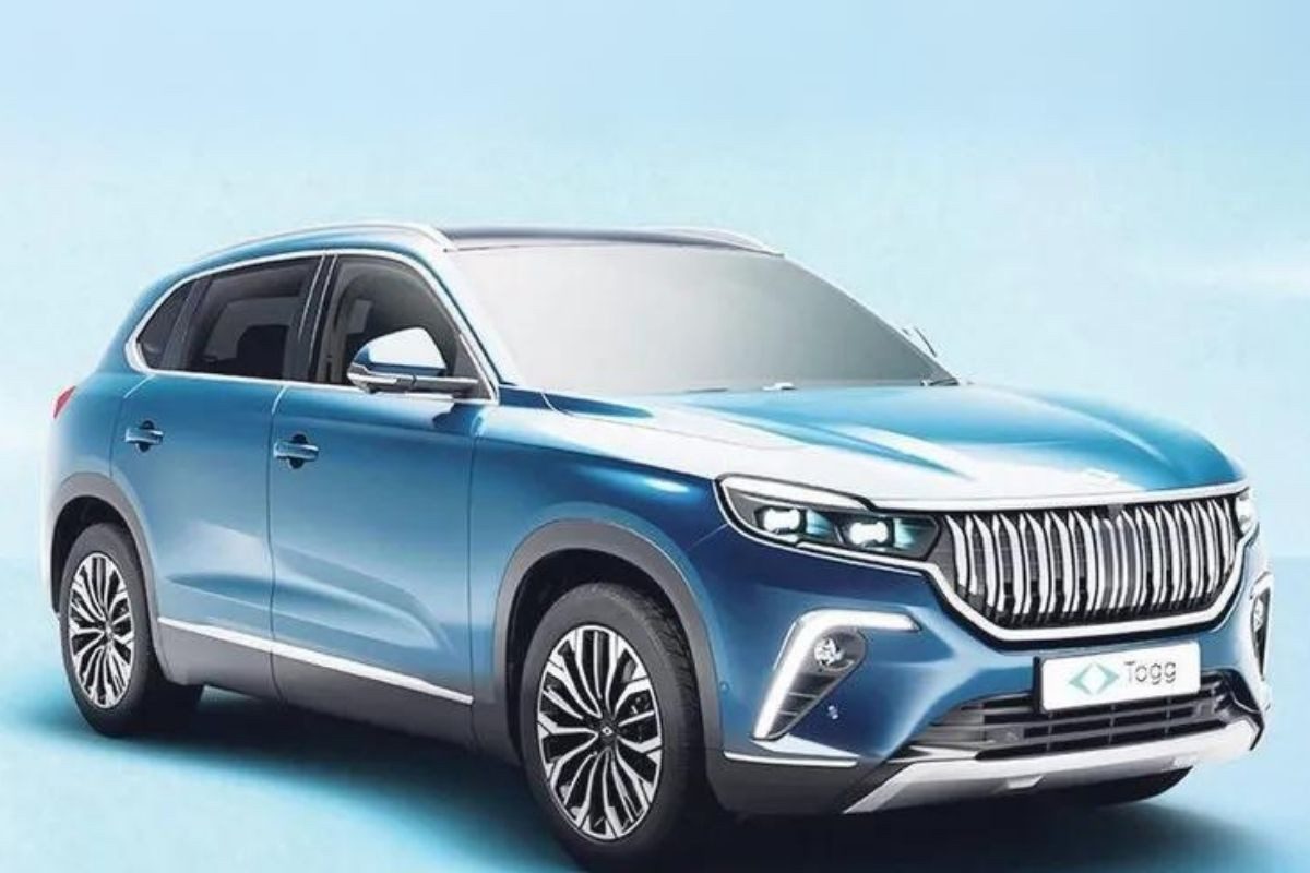 Togg, Elektrikli Otomobil Pazarında Zirveyi Bırakmıyor: Dev Rakiplere Fark Attı!