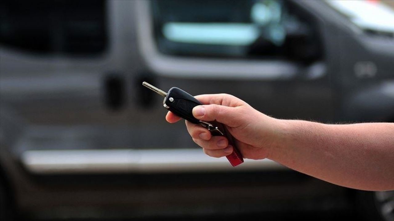 Ticaret Bakanlığı, İkinci El Araç Satışlarına Yönelik Düzenlemeleri 2025’e Kadar Uzattı