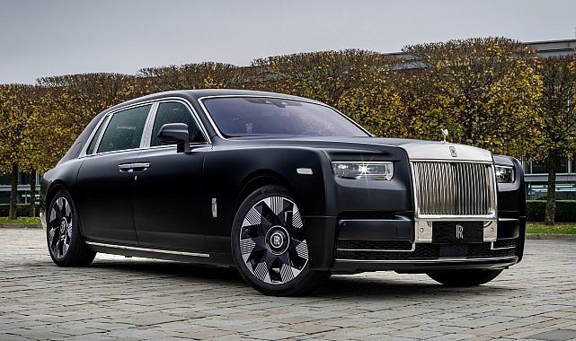 Rolls-Royce Phantom Dragon: 100. Yılında Efsanevi Ejderha Temasıyla Sahneye Çıkıyor