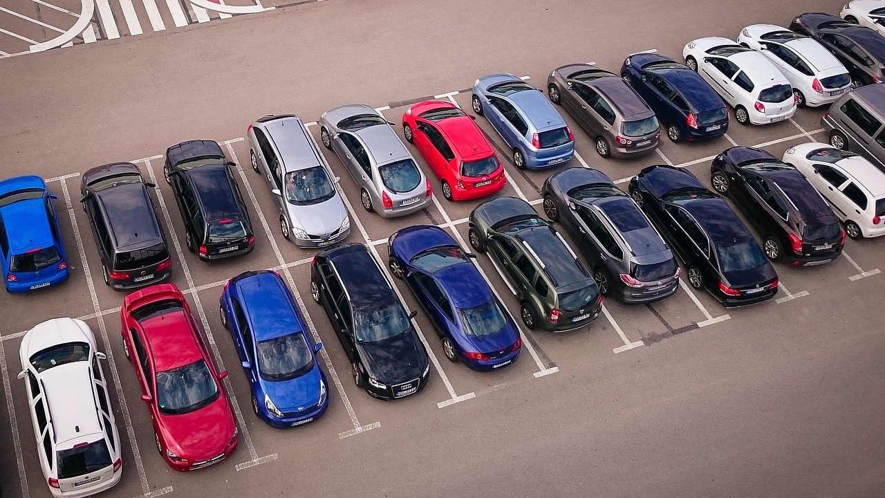 Tesla, 240 Bin Aracı Geri Çağırıyor: Arka Görüş Kamerası Sorunu Sebebiyle Güvenlik Önlemi