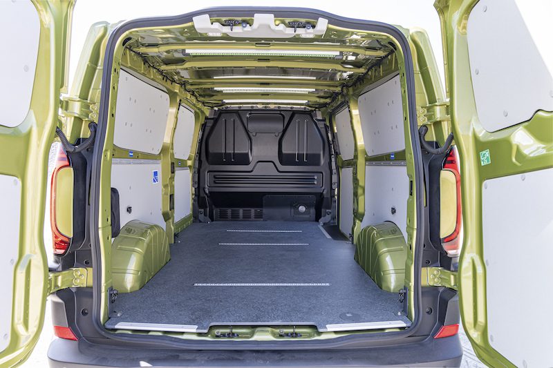 Merakla Beklenen Ve Türkiye'de Üretilen Yeni Transporter Satışa Sunuldu -  Lojiyol Haber