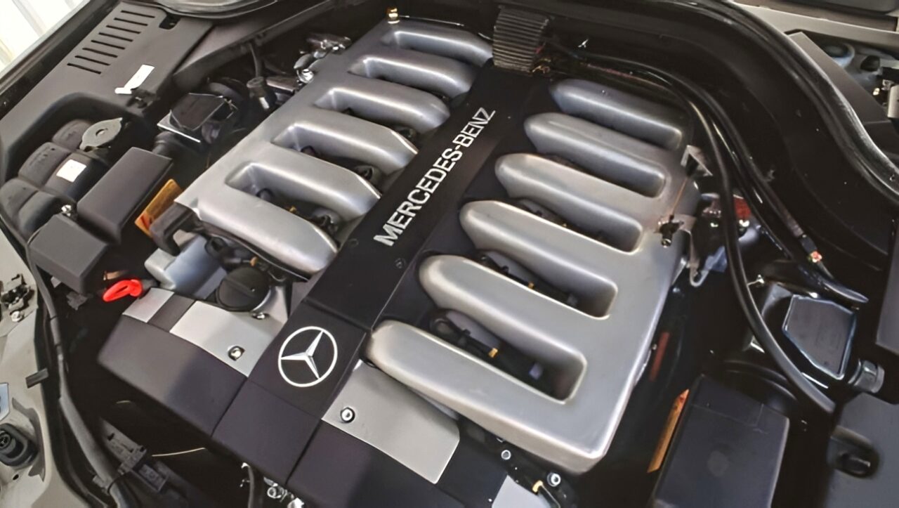 Mercedes, V8 ve V12 Motorları Elektrikli Geleceğe Taşıyor