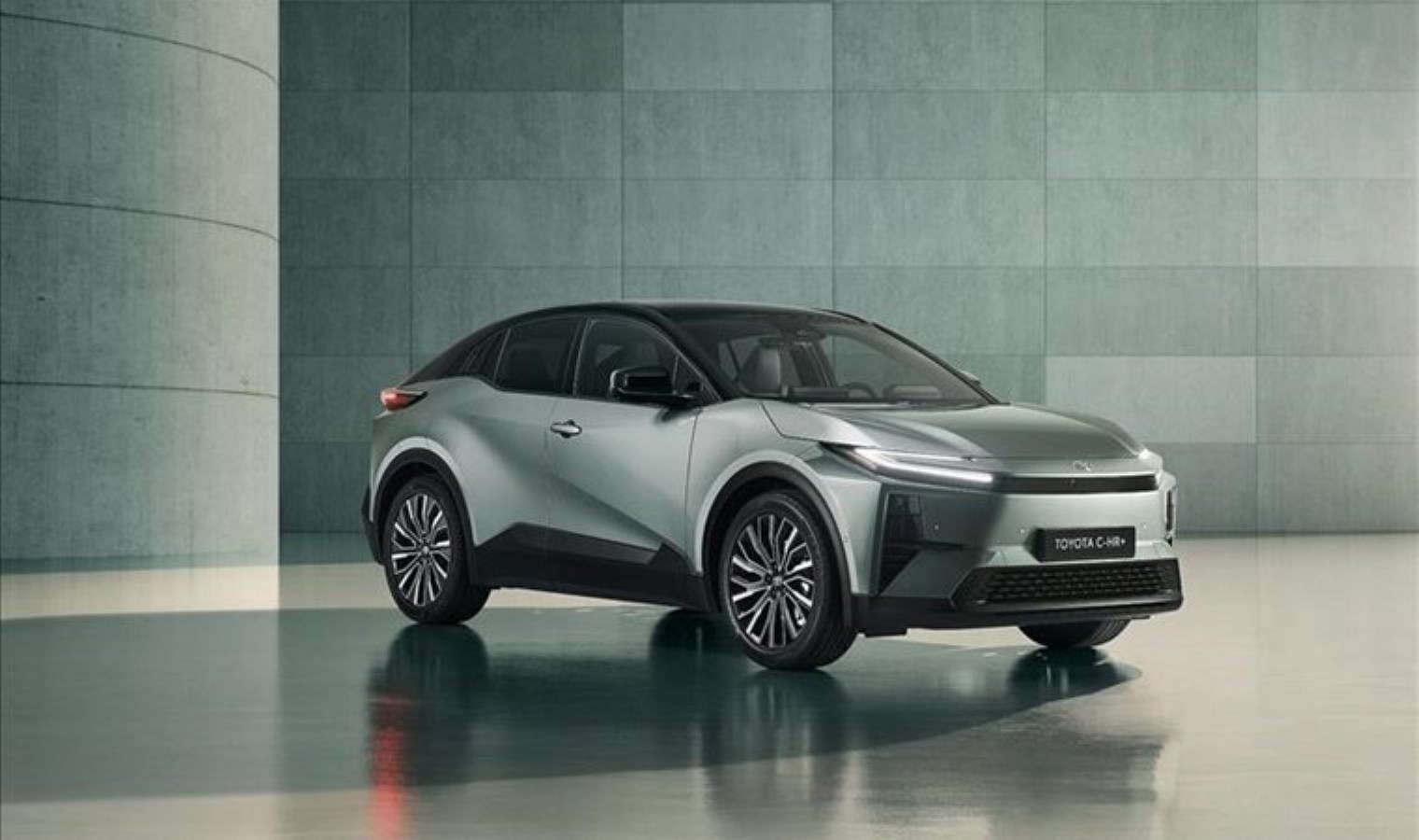 Toyota Elektrikli SUV Hamlesini Güçlendiriyor!