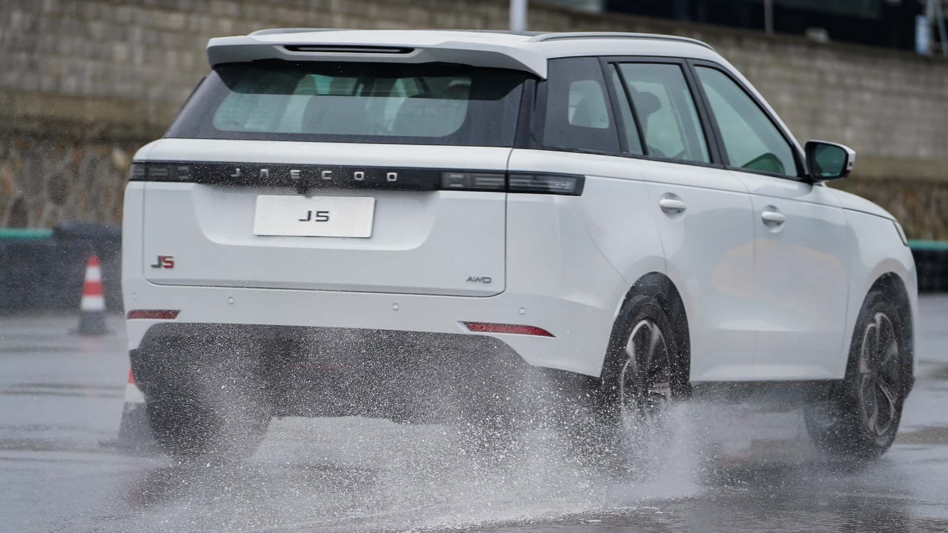 Jaecoo 5, Avrupa'da satışa sunuldu!