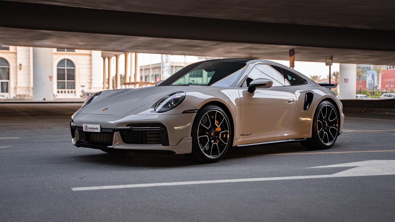 Porsche Çin’de Frene Bastı, Kuzey Amerika’da Gazladı