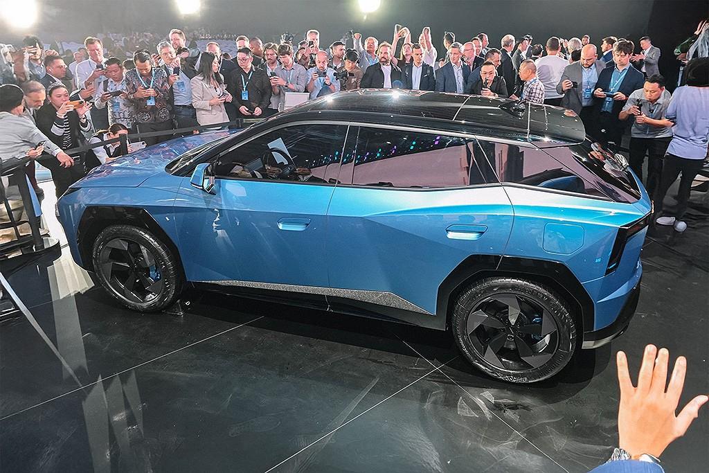 Lambo-inspired 2026 Omoda C3 makes debut - carsales.com.au