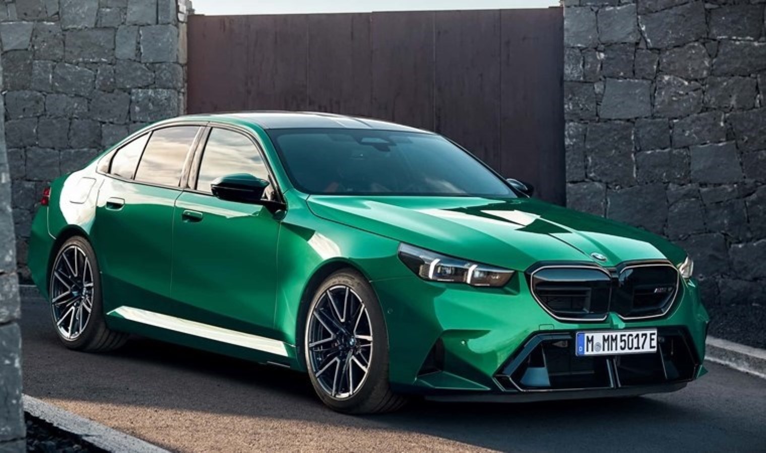 Alman Otomotiv Devi Çöküşün Eşiğinde mi?