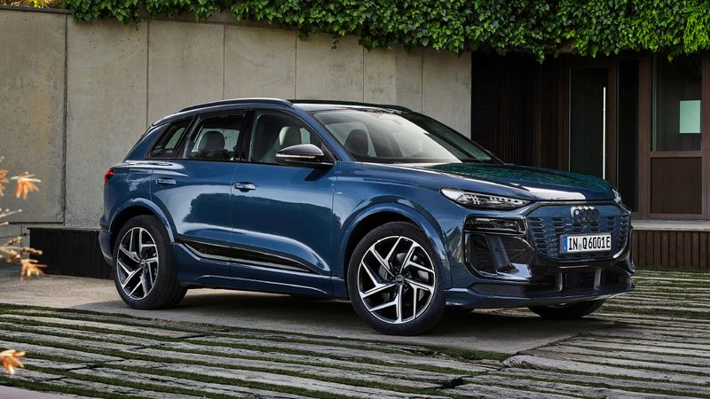 Audi Q6 e-tron Türkiye'de! İşte elektrikli SUV'un teknik özellikleri ve  fiyatı - Otomobilin Sayfası