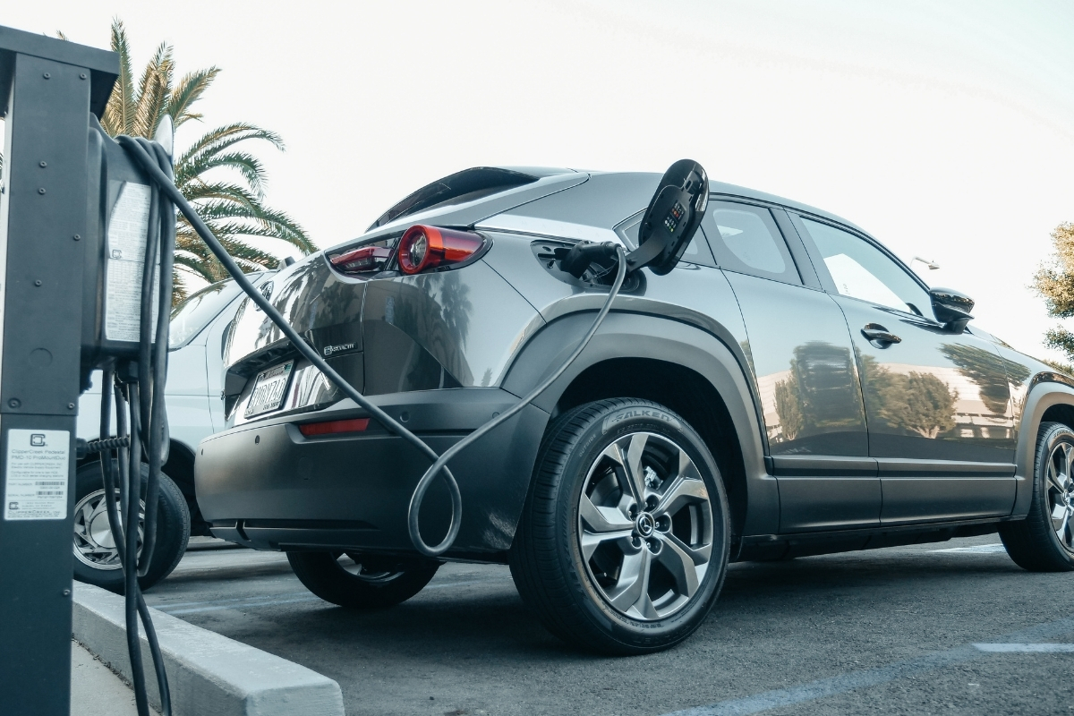 Nisan Ayında 1,5 Milyon Satış: Küresel Pazar Elektrikli Vitesine Geçti