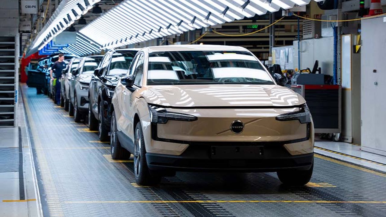 Volvo EX30 Türkiye pazarına özel 150 kW güce sahip motor seçeneği ile  geliyor - Son Dakika Otomobil Haberleri - otoaktuel.com.tr