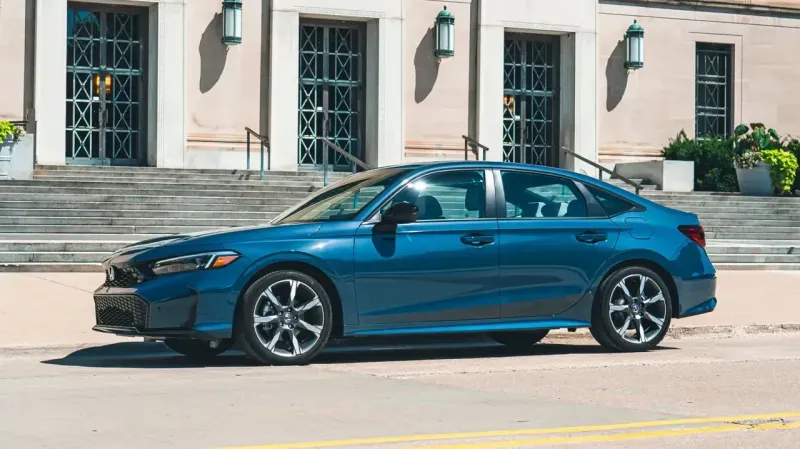 2025 model Honda Civic test sürüşü! İşte fiyatı ve özellikleri! Mazda 3 ve  Volkswagen Jetta'ya güçlü rakip - Bolu Olay