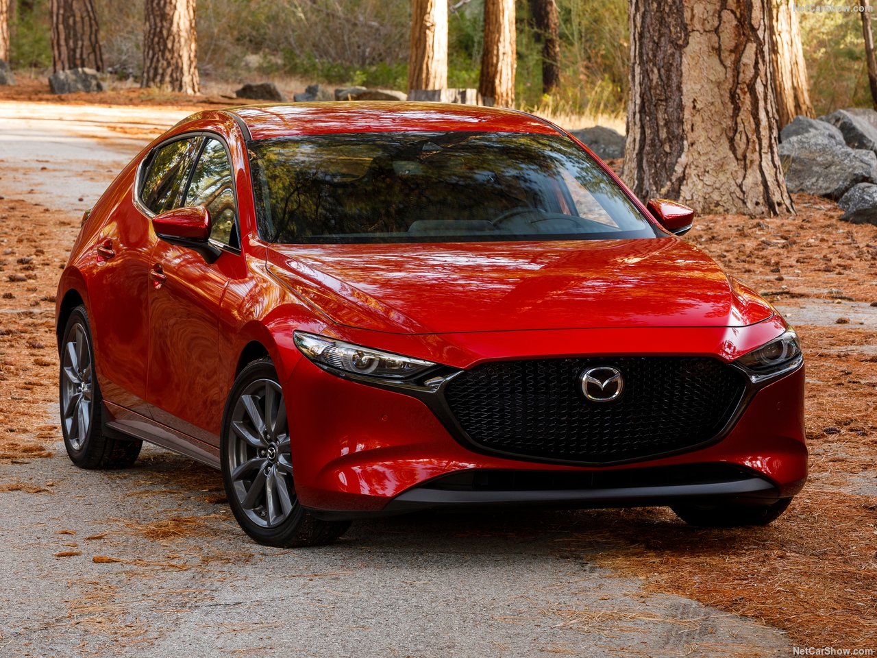Mazda 3 tanıtıldı! 2019 Mazda 3'ün Avrupa'daki motor seçenekleri belli oldu