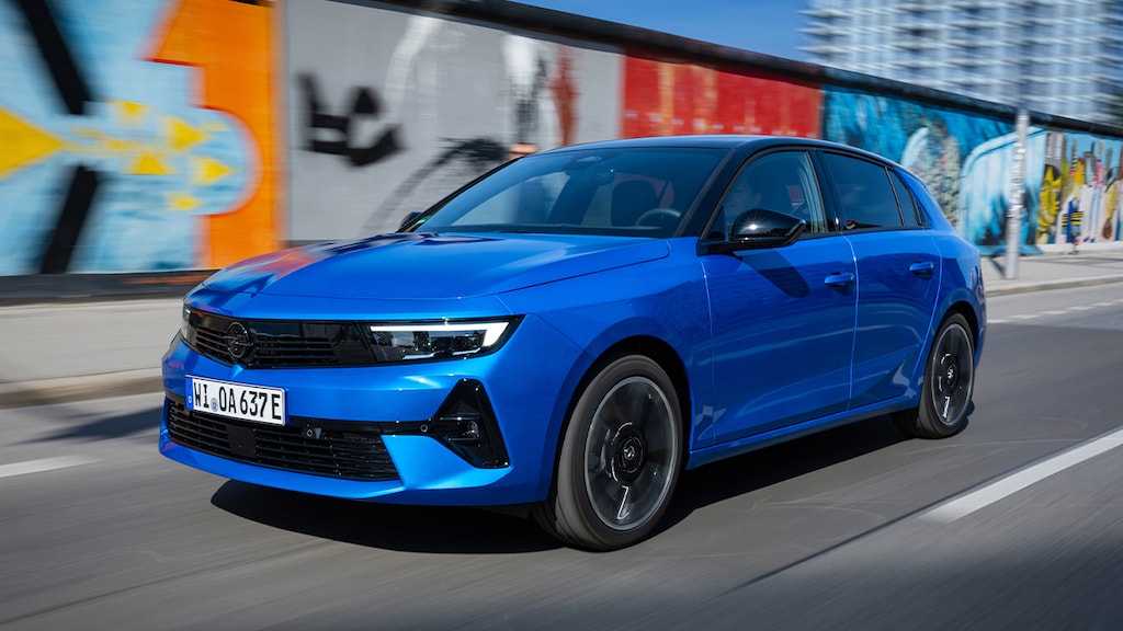 Opel Astra Elektrik Türkiye'de Satışa Sunuldu!