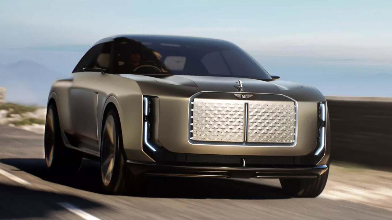 Bentley, elektrikli geleceğe yönelik tasarlanan EXP 15 konseptini tanıttı