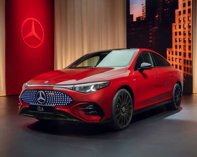 Yeni Elektrikli Mercedes-Benz CLA: Akıllı Lüksün Yeni Yüzü - OGGUSTO