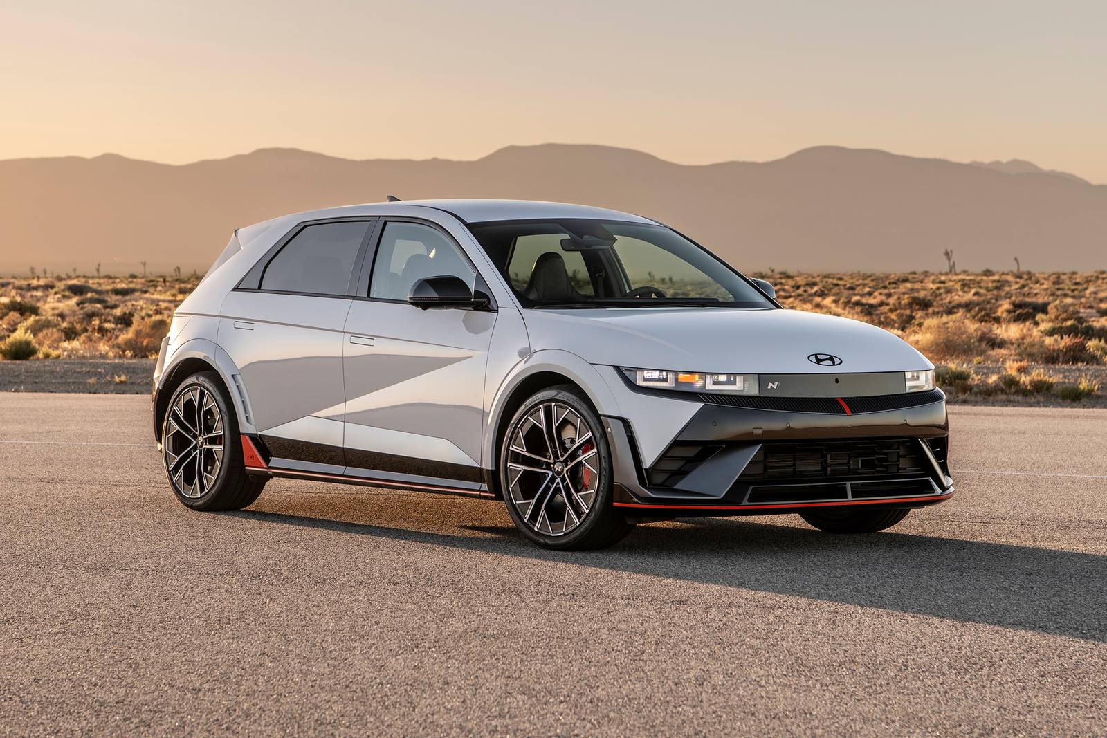 2025 Hyundai IONIQ 5 N Prices, Reviews, and Pictures | Edmunds