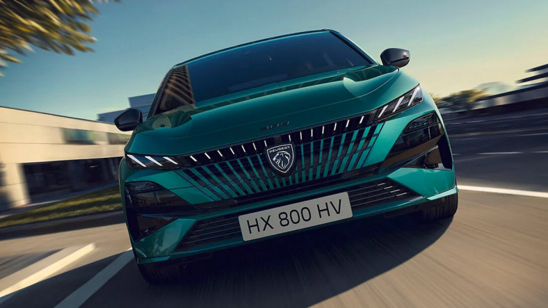 İçten Yanmalı ve Elektrikli Versiyonlarıyla Sürüş Dünyasını Baştan Yaratıyor!