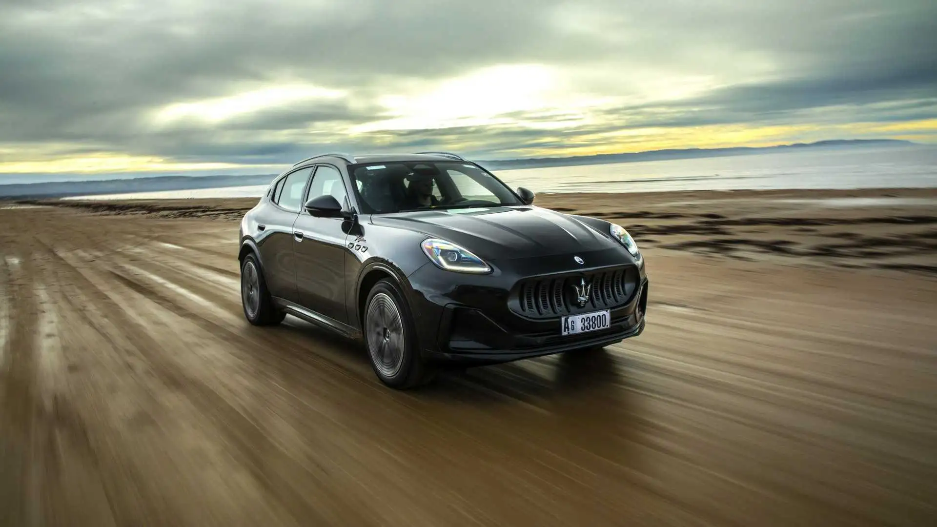 Maserati'nin ilk elektriklisi Grecale Folgore Türkiye'de!