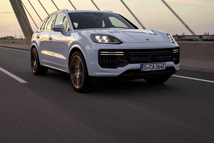 Porsche, yüksek taleple faaliyet karını yüzde 9 artırdı | Analiz Gazetesi