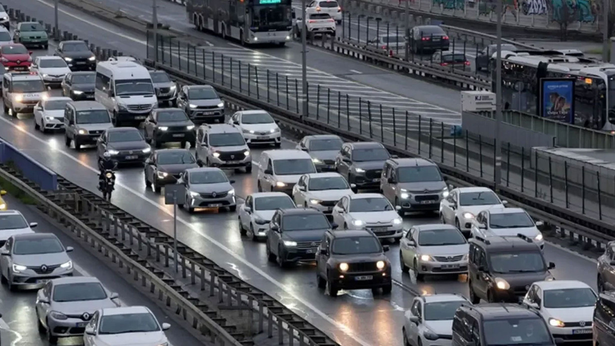 Araç sahipleri dikkat! Resmi Gazete'de yayınladı, artık zorunlu olacak