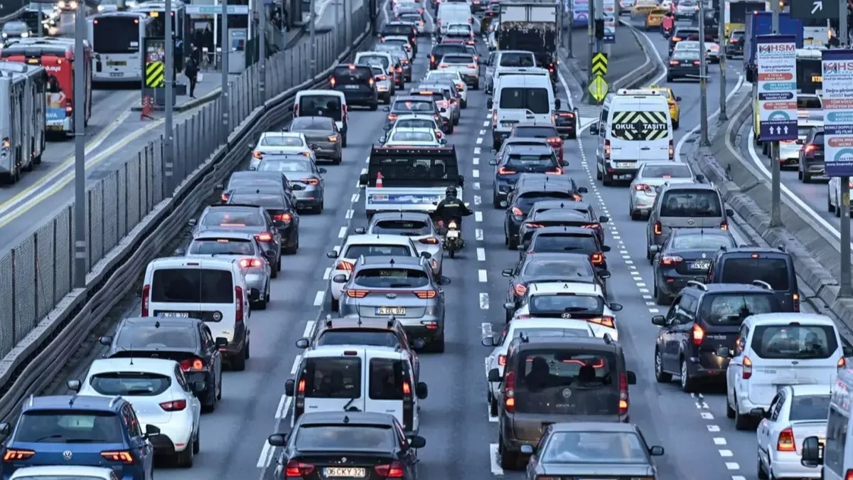 Araç sahipleri dikkat! Resmi Gazete'de yayımlandı, artık zorunlu olacak -  Ardahan Haber