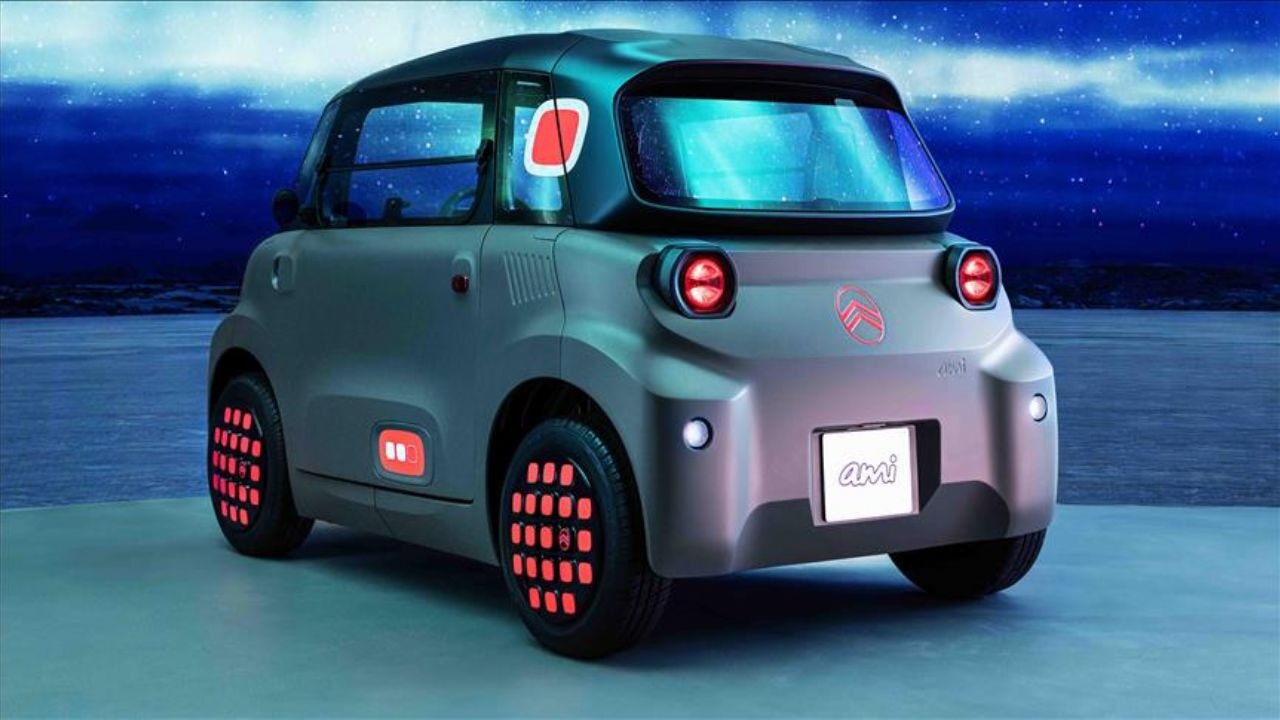 Şehir İçi Mobiliteyi Yeniden Tanımlayan Elektrikli Mikro Araç