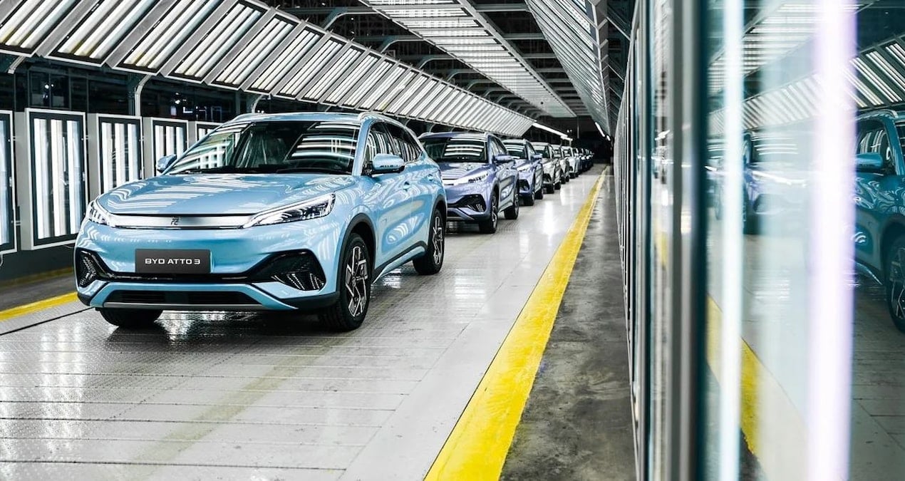 BYD Avrupa’da Üretime Hazırlanıyor! İlk Model Dolphin Surf