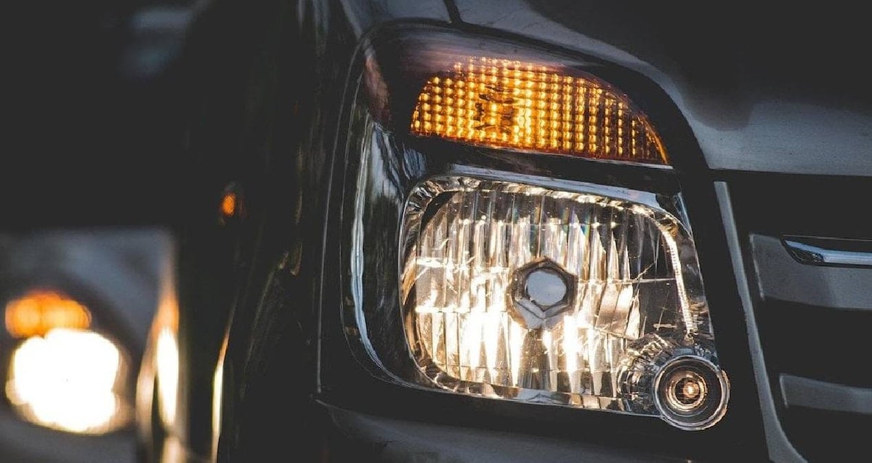 Farlarınız İlk Günkü Gibi Parlasın, Bu Malzemeler ile Şok Etkili Temizlik Yöntemleri