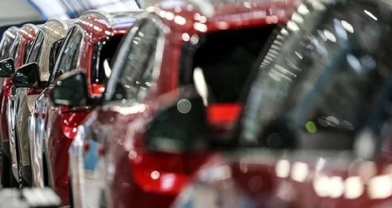 Lüks SUV Savaşında Şok Zirve! Lexus RX ve NX Türkiye’de Rakiplerini Silip Geçti