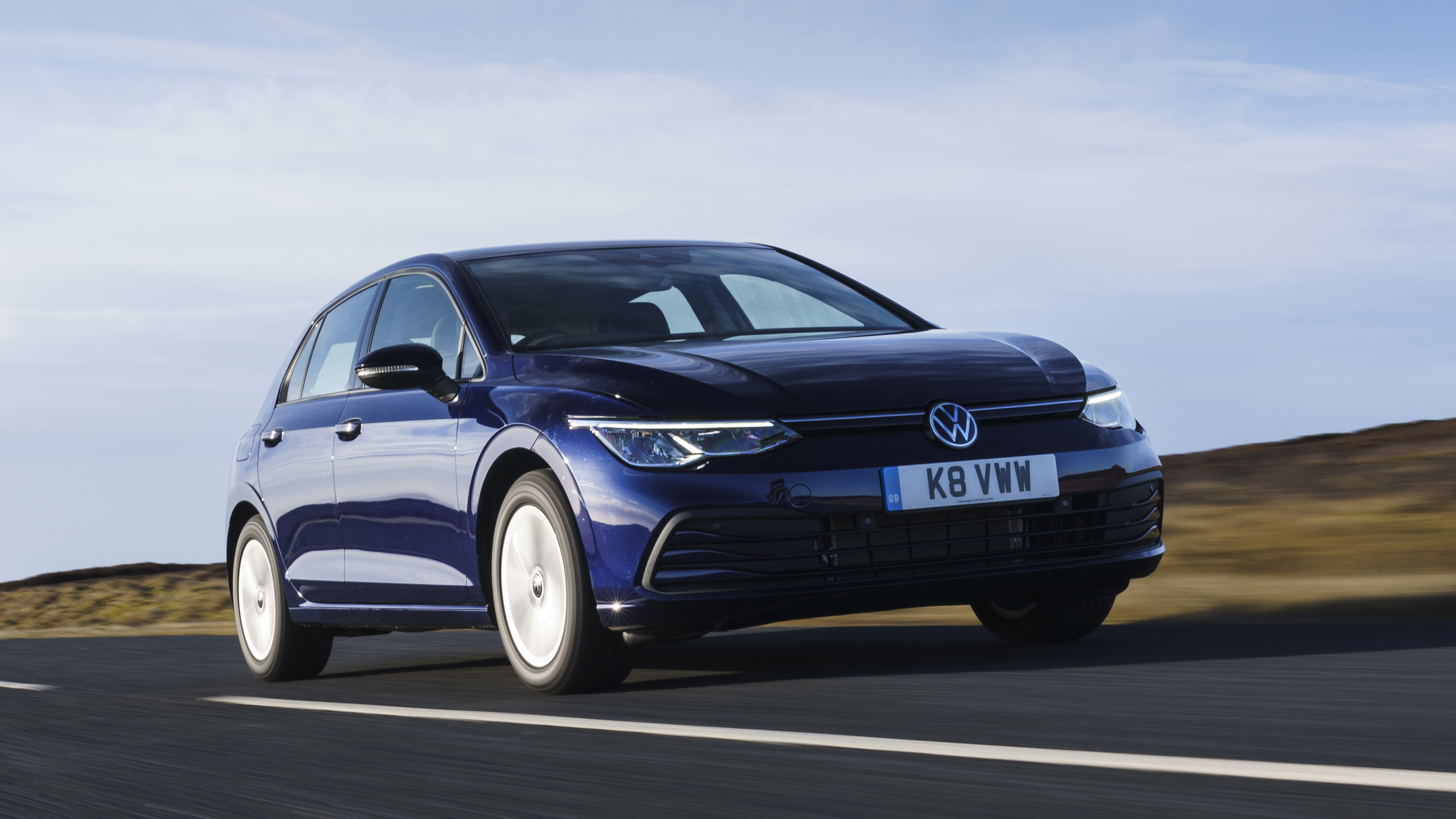 Volkswagen Golf 1.0 TSI review: three-cylinder Golf tested Reviews 2025 |  Top Gear