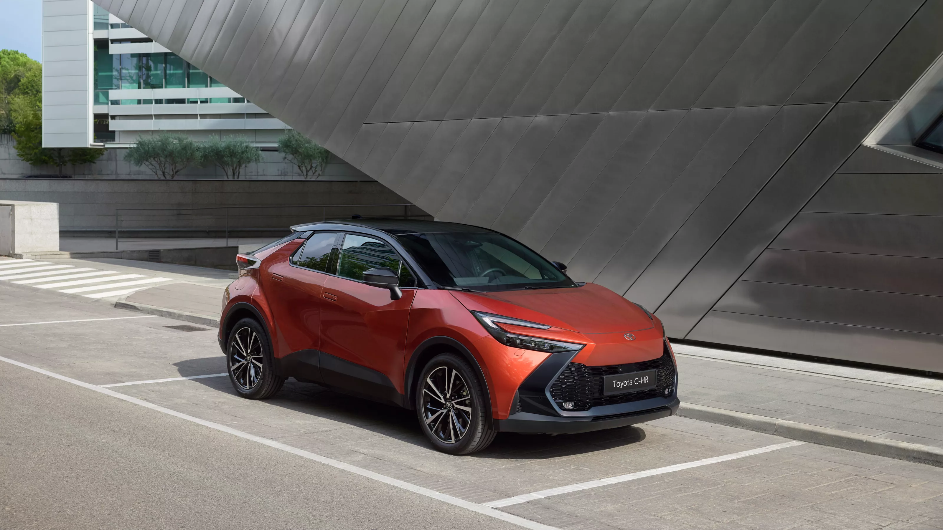 Toyota C-HR Hybrid Model ve Fiyat Listesi | Toyota Türkiye