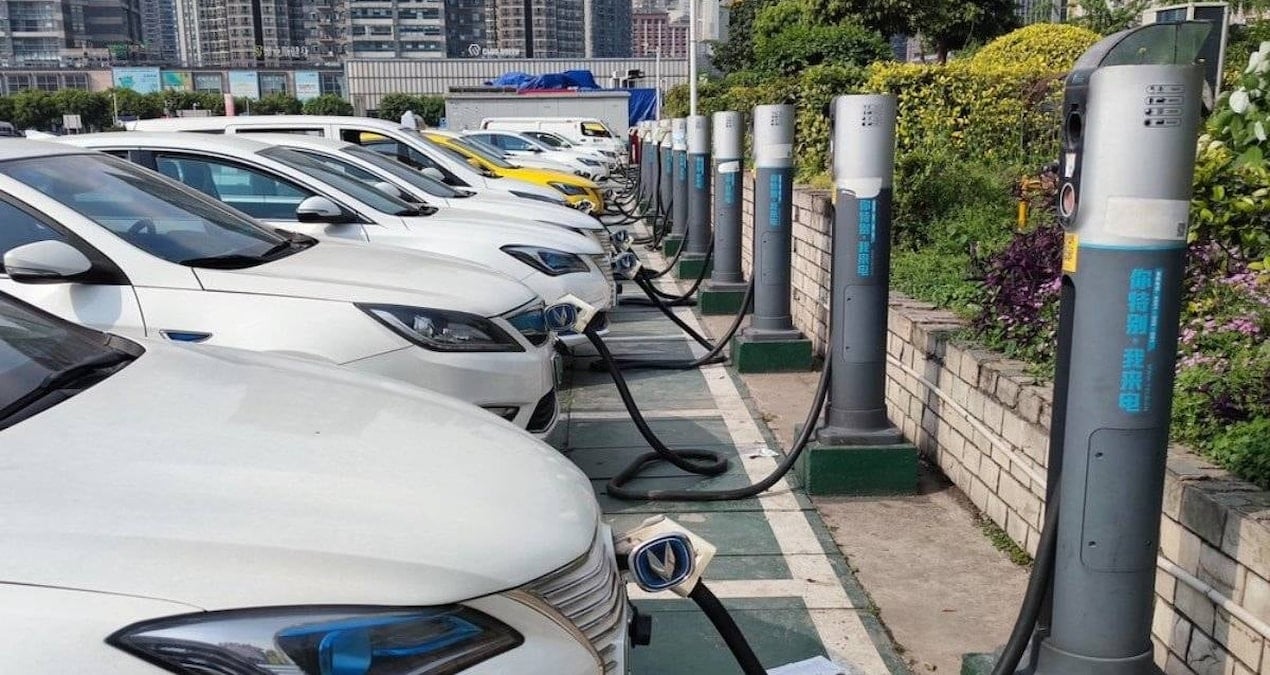 40 Yıllık Usta Açıklıyor, Elektrikli Araçların Size Söylemediği 3 Korkunç Gerçek!