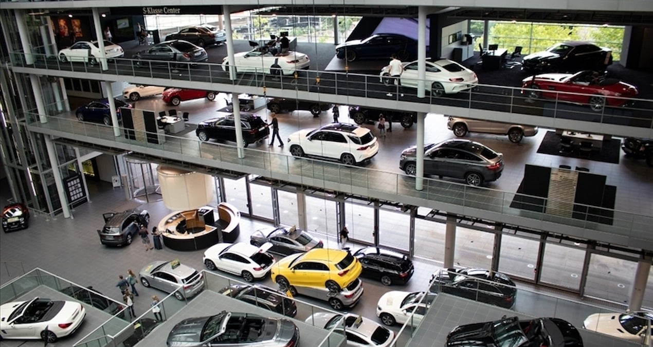 Ekim 2025’te Araba Fiyatları Dondu, Markalar Faizleri Sıfırladı, Rekabet Alevlendi!