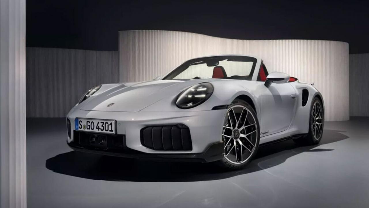 Hızın Yönetimi Değişiyor, Porsche’de Taht El Değiştiriyor, 911 Turbo S Sahneyi Sallıyor