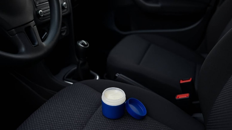 Arabanıza bir kutu vazelin koyun farkı görün - Sözcü