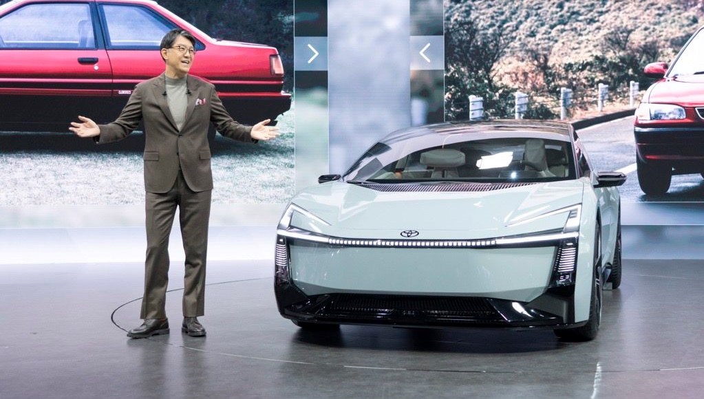 Yılların Değişmeyen Tasarımına Radikal Dokunuş, Elektrikli ve Hibrit Sürprizleriyle Tüm Kuralları Sarsıyor!