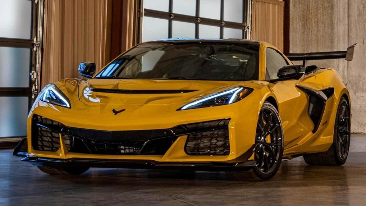 1064 Beygir Gücüyle Canavar: 2025 Chevrolet Corvette ZR1 Tanıtıldı!