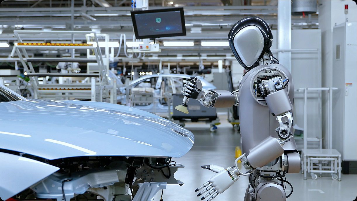 Elektrikli Araç Üretiminde Devrim: İnsansı Robotlar Artık Üretimde