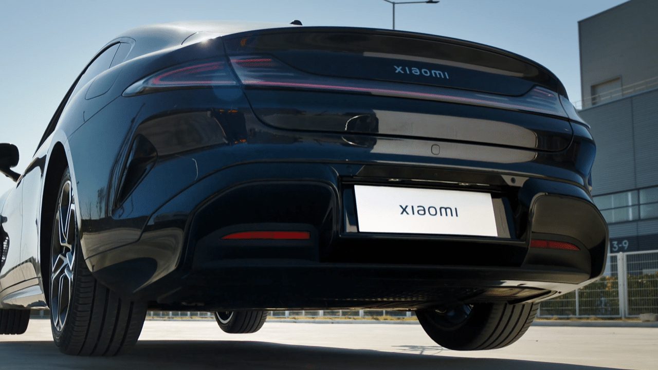 2055 Beygirlik Elektrikli Akıllı Şasi ve Dört Motor Sistemiyle Dev Yükseliş! Xiaomi