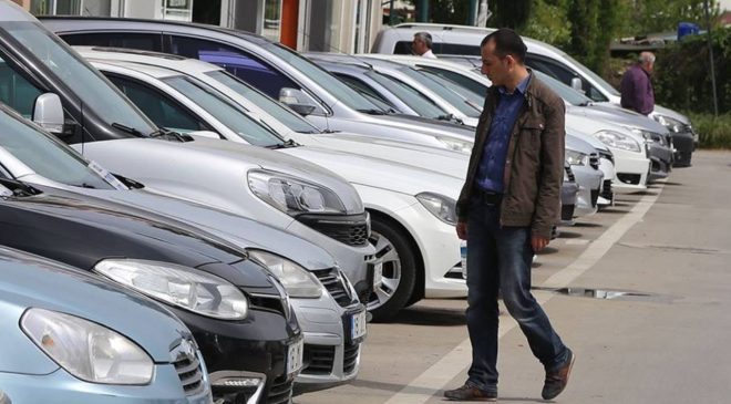 İkinci El Otomobil Piyasasında Hareketlilik: Satışlar Artarken Fiyatlar Sabit Kaldı
