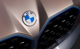 BMW, 1.300 Beygir Gücünde Elektrikli Spor Otomobil Projesini İptal Etti
