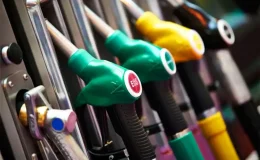 Akaryakıt fiyatları küresel petrol fiyatlarının yükselmesi nedeniyle yine zamlanabilir