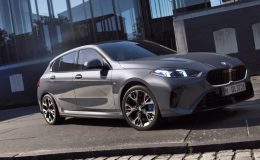 BMW, Hareket Kontrolü Özelliğine Veda Ediyor: Yeni Nesil Ses Kontrollü Yapay Zeka Sistemi Geliyor