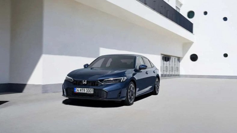 Makyajlı Honda Civic Türkiye’de Satışa Sunuldu: Yeni Tasarım ve Performansla Öne Çıkıyor