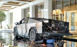 Şoke eden olay: Tesla Cybertruck bomba gibi patladı!