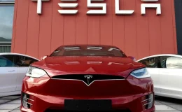 Tesla, 1,2 Milyon Araç Güncelleme İçin Servise Dönüyor!