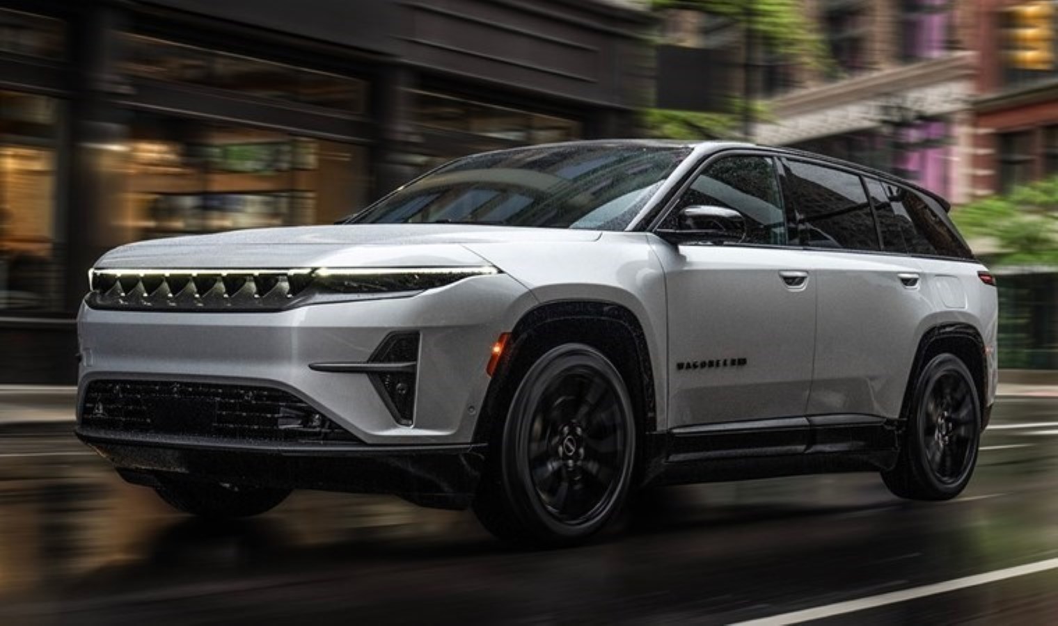 Avrupa Otomotiv Pazarında Daralma: Elektrikli Araç Artışı Satış Düşüşünü Telafi Edemedi