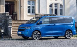 Merakla Beklenen Yerli üretim Volkswagen Caravelle satışa çıktı