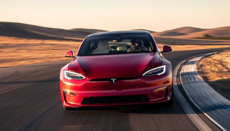 Tesla, Satışlarda Büyük Düşüş Yaşadı: Kriz mi, Strateji mi?
